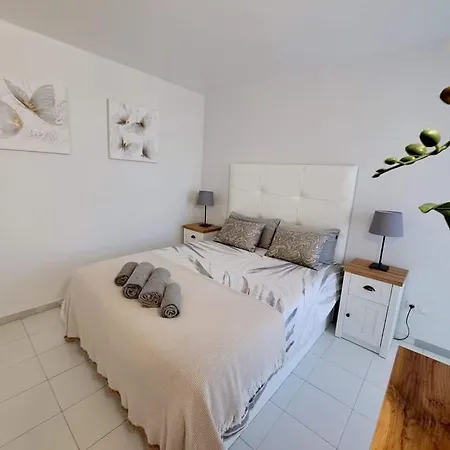 Rancho B 10 Apartment